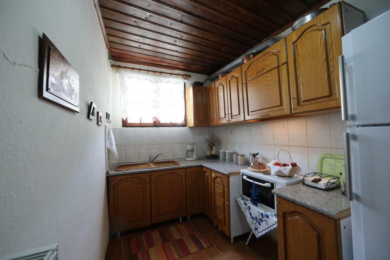 Maison d'hôtes Dora'S House At Agios Germanos Prespes Extérieur photo